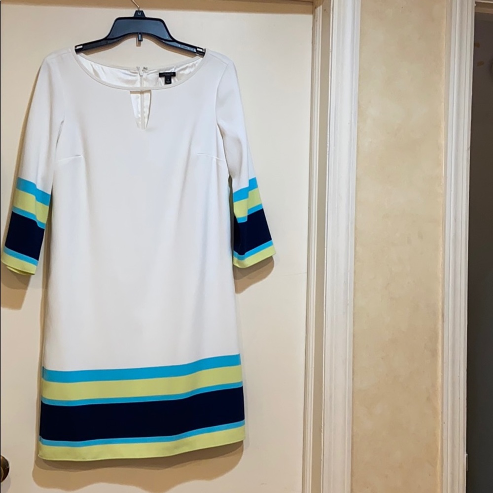 Anne Taylor Size 6